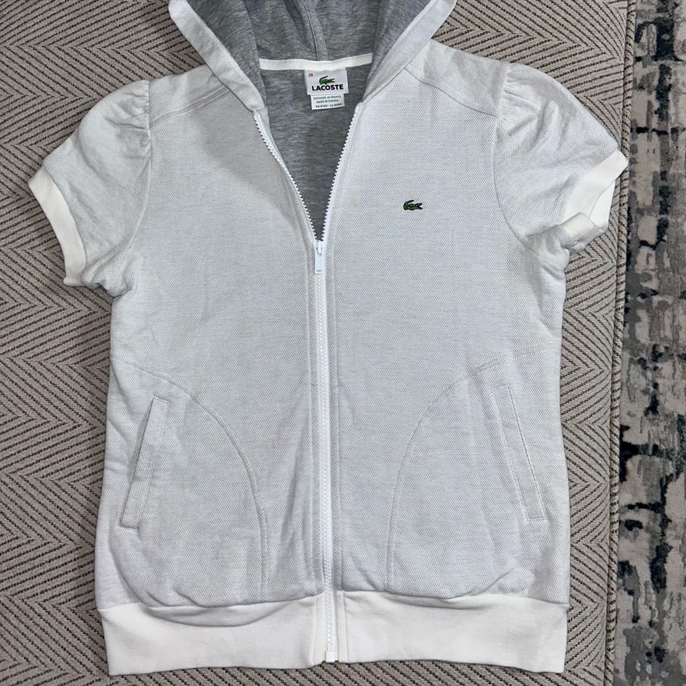 Women’s Size Small Short Sleeve White Hoodie